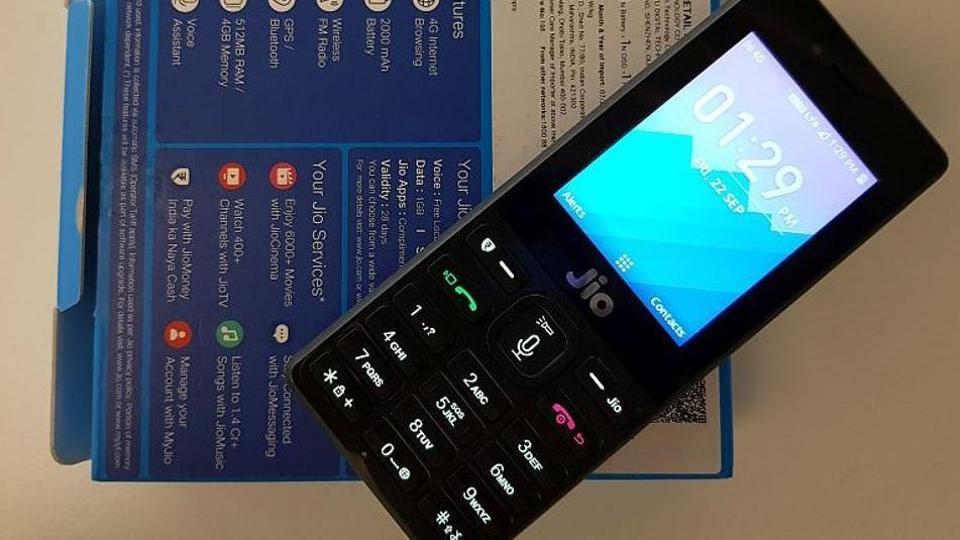 Reliance JioPhone has 30% feature phone market share in India.