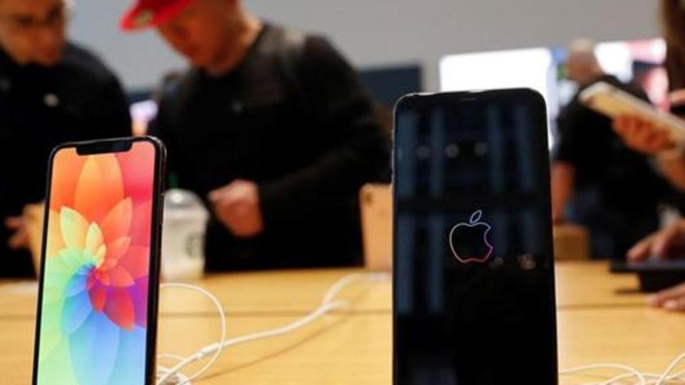 Apple to change antenna structure in 2019 iPhones