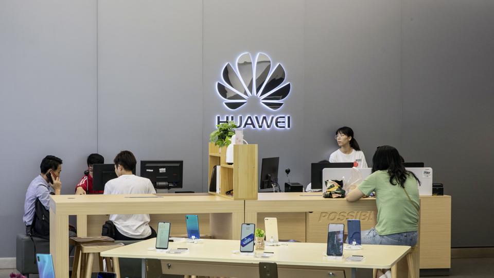 Huawei is seeking about $1 billion from a small group of lenders, its first major funding test after getting hit with U.S. curbs that threaten to cut off access to critical suppliers. Huawei is seeking about $1 billion from a small group of lenders, its first major funding test after getting hit with U.S. curbs that threaten to cut off access to critical suppliers.