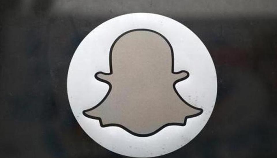 Snapchat is reportedly trying to secure broad rights to catalogues from Universal Music Group, Sony Music Entertainment and Warner Music Group Snapchat is reportedly trying to secure broad rights to catalogues from Universal Music Group, Sony Music Entertainment and Warner Music Group