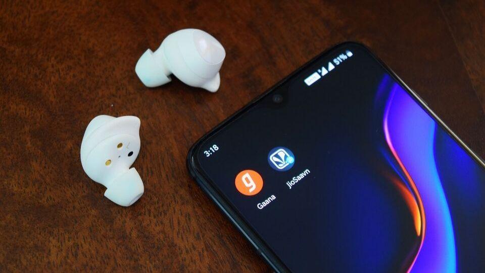 Earbuds could be used for unlocking smartphones.