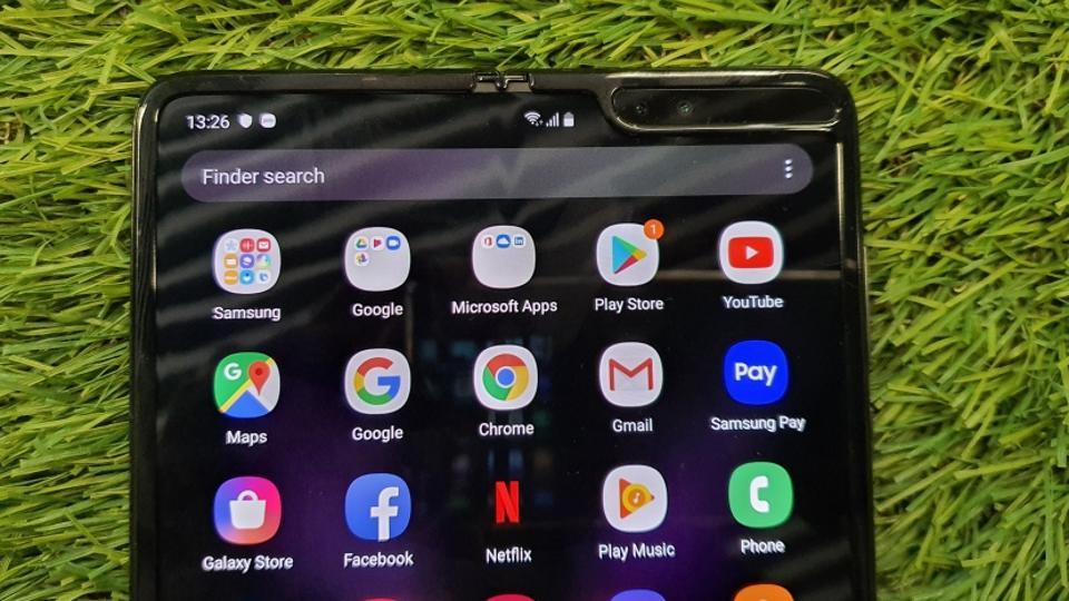 Gmail interface gets a new design for foldable phones