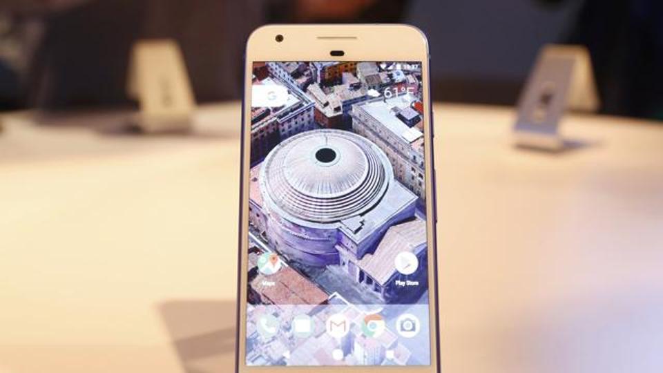 The Google Pixel phone is displayed during the presentation of new Google hardware in San Francisco, California, U.S. October 4, 2016. REUTERS/Beck Diefenbach