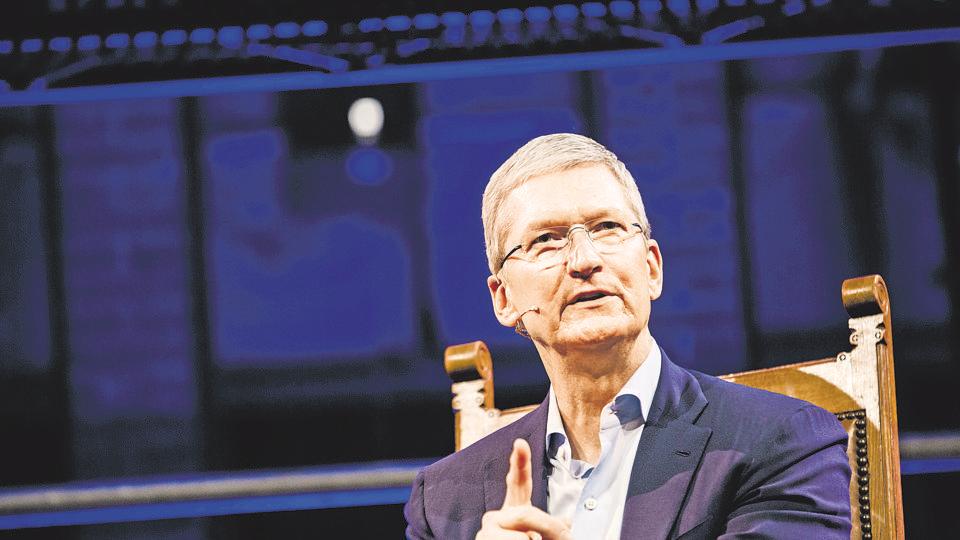 Apple CEO Tim Cook made less money last year, $10 million less. But with $125 million in this pocket this year, don’t think he will particularly mind it