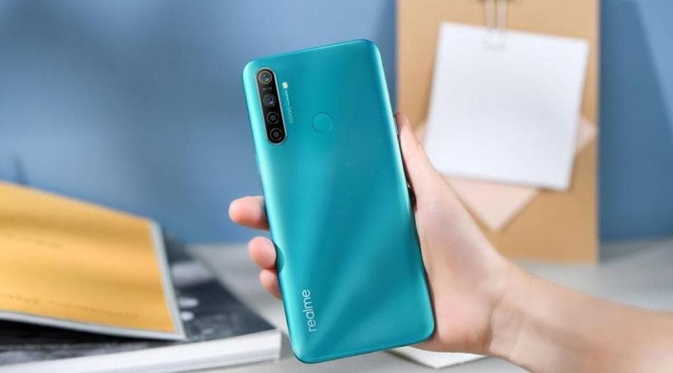 Realme 5i costs Rs 8,999 in India.