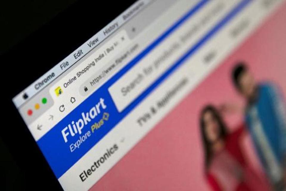Mobile phones stayed as the most searched item on the Flipkart website.