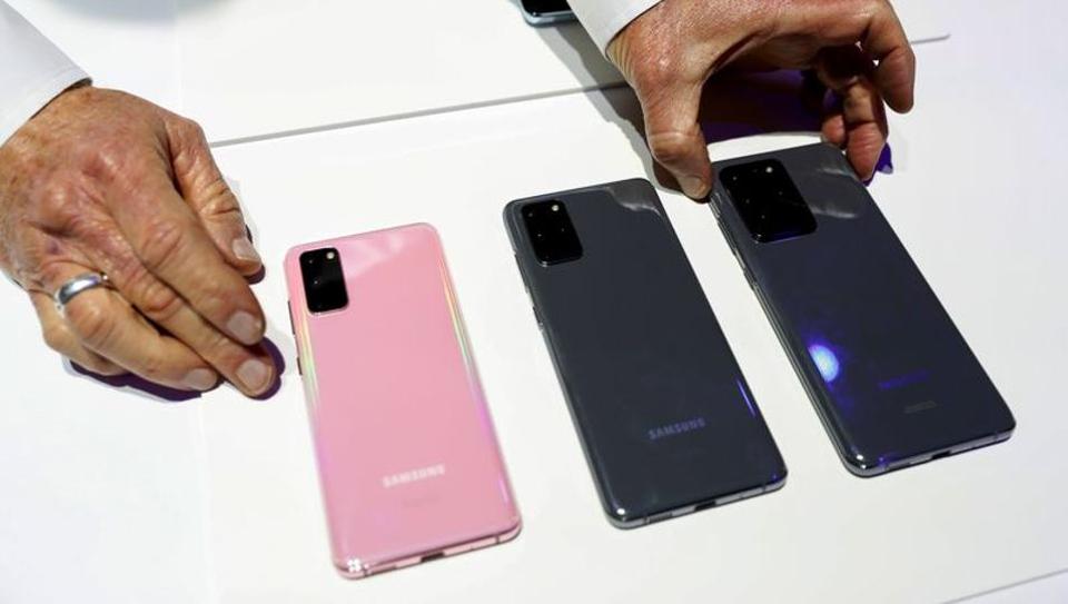 The Samsung Galaxy S20, S20+ and S20 Ultra 5G smartphones are seen during Samsung Galaxy Unpacked 2020 in San Francisco, California, U.S. February 11, 2020.