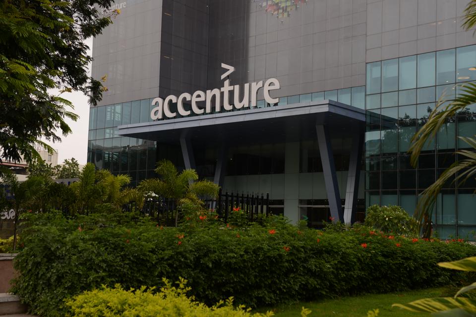 Accenture - HooriaMicheil