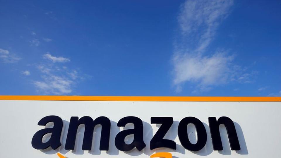 2 Amazon workers infected with COVID-19, Twitter restricts travel