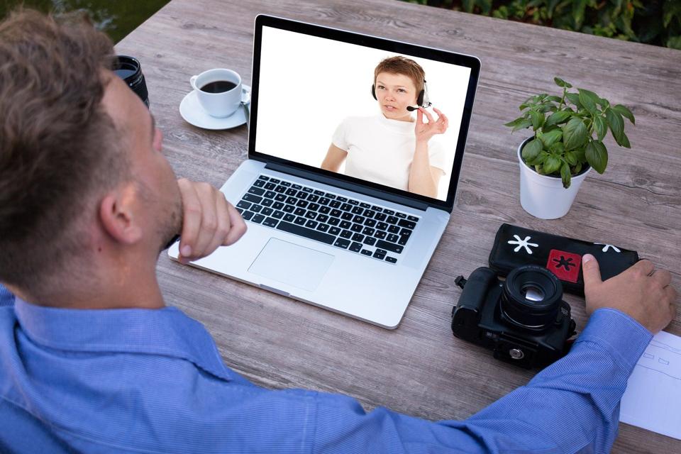 With more and more people working from home due to COVID-19, video calls for work have gone up. And thanks to that, a list of dos and don’ts have been drawn up, etiquettes, for you to maintain no matter which side of the webcam you are on.