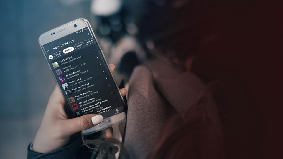 In the case of artists, the search result shows the band’s cover art followed by the ‘Listen’ button. Tapping on the cover art will open the band’s profile in-app.