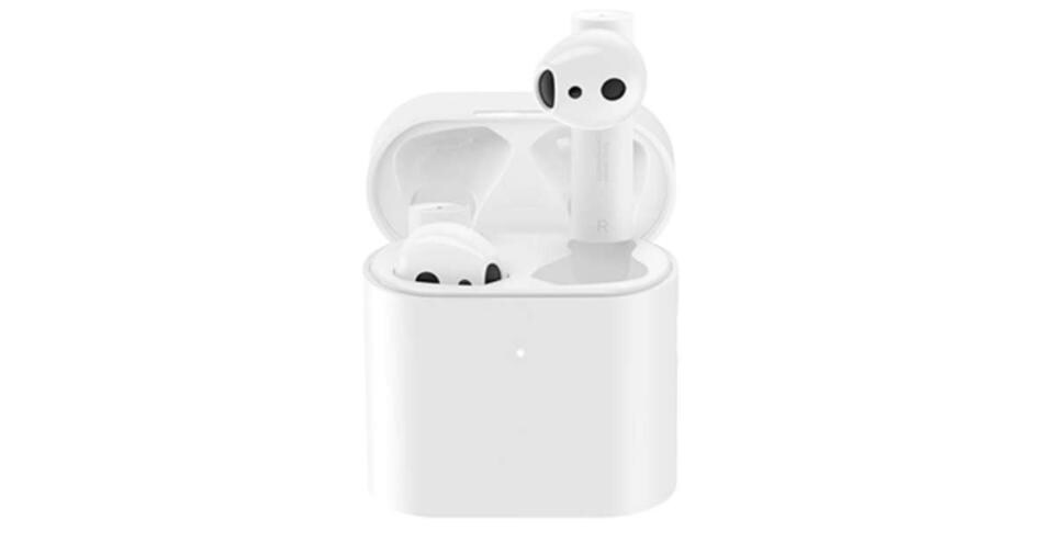 Going by the teaser Xiaomi India head Manu Jain shared on Twitter, these earbuds will come with a stem design like the Apple AirPods and some other truly wireless solutions.