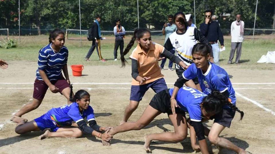 ఆటలతో ఒత్తిడికి కారణమయ్యే కార్టిసోల్ స్థాయిలు తగ్గుతాయి