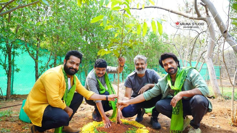 గ్రీన్ ఇండియా ఛాలెంజ్ ‌లో ఆర్ఆర్ఆర్ టీమ్