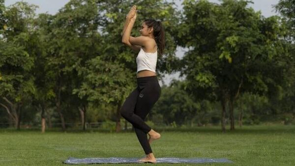 Garudasana/ Eagle Pose Yoga