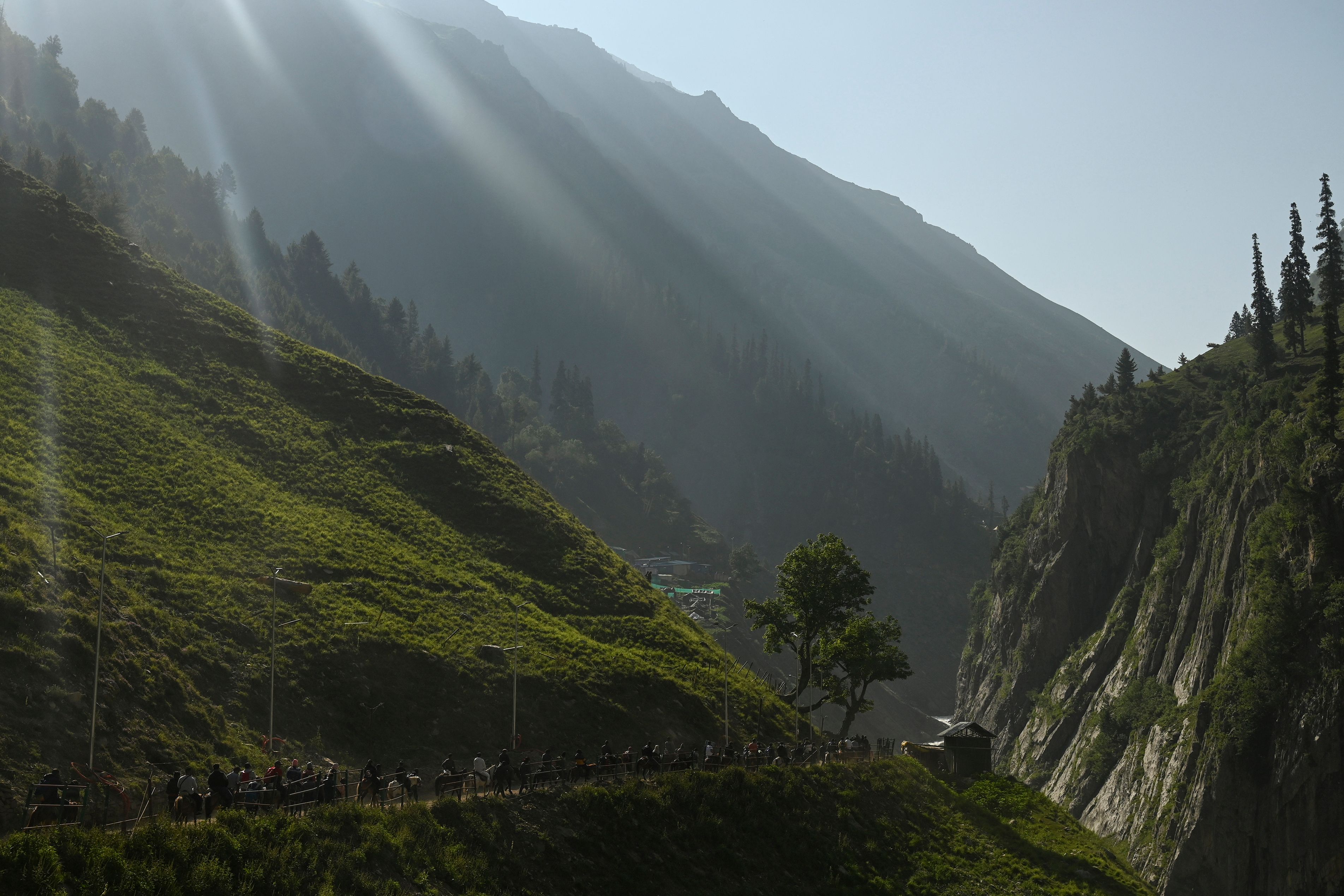 amarnath yatra 2022: పర్వత మార్గాల మధ్య అత్యంత క్లిష్టమైన, సాహసోపేతమైన అమర్‌నాథ్ యాత్ర