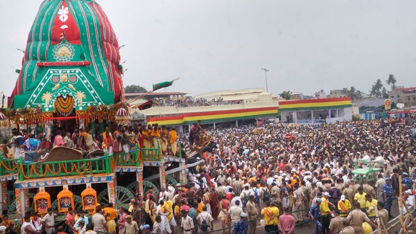 ర‌థ‌యాత్ర దృశ్యాలు