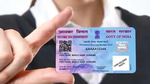 అలా కాకుండా సత్వరమే కార్డు కావాలంటే.. https://www.incometax.gov.in/iec/foportal పోర్టల్‌కు వెళ్లి, ఈ-పాన్‌ను డౌన్‌లోడ్ చేసుకోవాలి. సైట్‌లో ఎడమవైపు దిగువ భాగంలో Instant E-PAN క్లిక్ చేయండి. అనంతరం New E PAN వద్ద క్లిక్ చేయాలి. తర్వాత ఆధార్ కార్డు నంబర్‌ను నమోదు చేయండి.