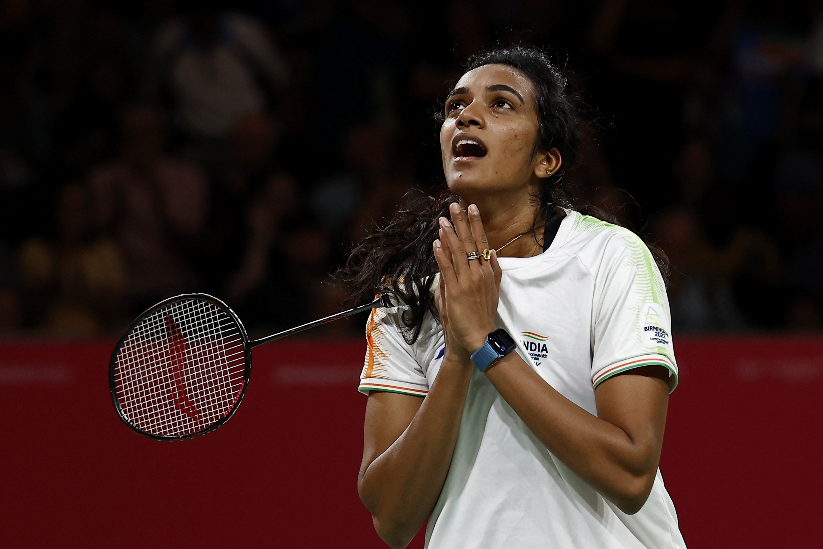 PV Sindhu: కామన్వెల్త్ గేమ్స్ బ్యాడ్మింటన్ సింగిల్స్ ఫైనల్ గెలిచిన తర్వాత పీవీ సింధు ఆనందమిది. ఈ గేమ్స్ లో ఆమె సింగిల్స్ గోల్డ్ గెలవడం ఇదే తొలిసారి.