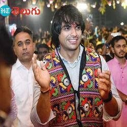 <p>నవరాత్రి వేడుకల్లో పాల్గొన్న నీరజ్ చోప్రా</p>