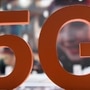 రిలయన్స్ జియో ప్రస్తుతం 4 నగరాల్లో 5G సేవలను ప్రారంభించింది. ఈ తొలి దశలో దిల్లీ, ముంబై, కోల్కతా, వారణాసిలలో 5G అందుబాటులోకి వచ్చింది. ఈ సందర్భంగా కంపెనీ Jio 5G వెల్కమ్ ఆఫర్ను కూడా ప్రారంభించింది. <p>రిలయన్స్ జియో ప్రస్తుతం 4 నగరాల్లో 5G సేవలను ప్రారంభించింది. ఈ తొలి దశలో దిల్లీ, ముంబై, కోల్కతా, వారణాసిలలో 5G అందుబాటులోకి వచ్చింది. ఈ సందర్భంగా కంపెనీ Jio 5G వెల్కమ్ ఆఫర్ను కూడా ప్రారంభించింది. </p>