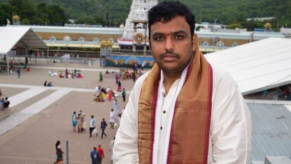 చిలకమర్తి ప్రభాకర చక్రవర్తి శర్మ