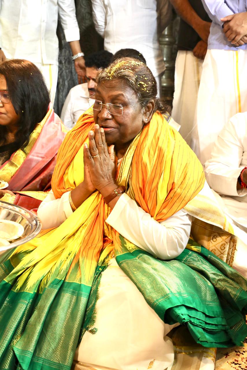 తిరుమల శ్రీవారి దర్శనానంతరం రాష్ట్రపతి ద్రౌపది ముర్ము