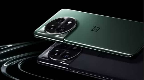 OnePlus 11 5G | 5జీ టెక్నాలజీ తో వస్తున్న స్మార్ట్ ఫోన్ OnePlus 11 5G. ఇందులో స్నాప్ డ్రాగన్ 8 జెన్ 2 చిప్ సెట్ తో ఆండ్రాయిడ్ 13 ఓఎస్ తో వస్తున్న ప్రీమియం స్మార్ట్ ఫోన్ OnePlus 11 5G.