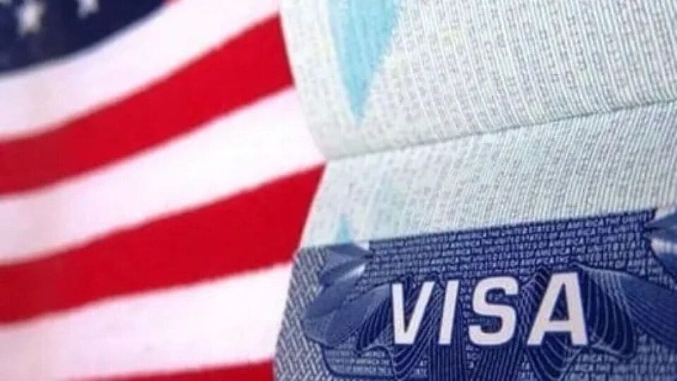 US Visa New Rule అమెరికా వీసా కోసం వెయిటింగ్ తగ్గించేలా.. భారతీయుల