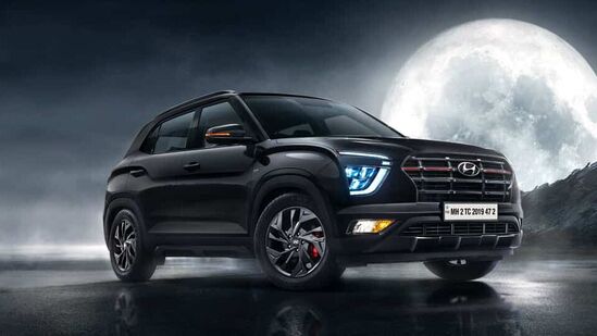 The Hyundai Creta ప్రీమియం ఎస్ యూ వీ సెగ్మెంట్ల మార్కెట్ లీడర హ్యుండై క్రెటా. ఈ కారు ఎక్స్ షో రూమ్ ధర రూ. 10.64 లక్షల నుంచి ప్రారంభమవుతుంది.
