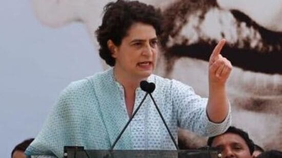 Priyanka Gandhi: “నెహ్రూ ఇంటి పేరు”పై వ్యాఖ్యలు చేసిన మోదీపై కేసు ఎందుకు లేదు?: బీజేపీపై ప్రియాంక గాంధీ అటాక్