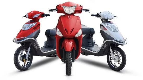 Hero Electric Scooters: స్కూటర్ల సేల్స్‌లో దూసుకెళ్లిన హీరో ఎలక్ట్రిక్