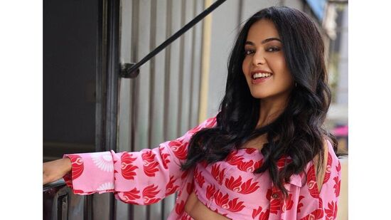 ప్ర‌స్తుతం త‌మిళంలో మూడు సినిమాల్లో న‌టిస్తోంది బిందుమాధ‌వి