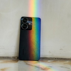 <p>Realme C55: రియల్‍మీ సీ55 ఫోన్.. మీడియాటెక్ డైమన్సిటీ జీ88 ప్రాసెసర్‌ను కలిగి ఉంది. 5000mAH బ్యాటరీ, 33 వాట్ల ఫాస్ట్ చార్జింగ్ సపోర్టు, 64 మెగాపిక్సెల్ ప్రైమరీ కెమెరాతో వచ్చింది. ఫ్లిప్‍కార్ట్ (Flipkart)లో ఈ ఫోన్ ప్రారంభ ధర రూ.10,999గా ఉంది.</p>