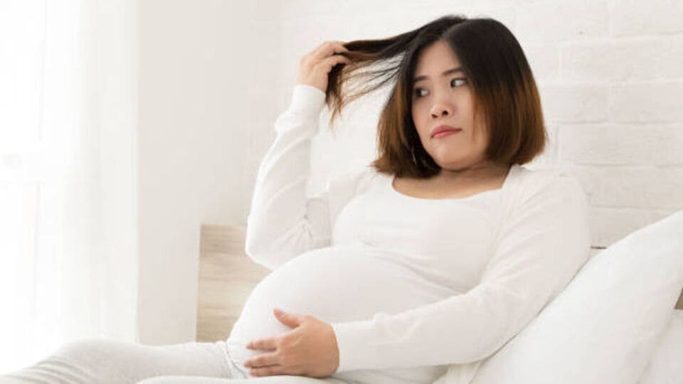 Hair Loss After Pregnancy ప్చ్.. డెలివరీ తర్వాత జుట్టు ఎక్కువగా