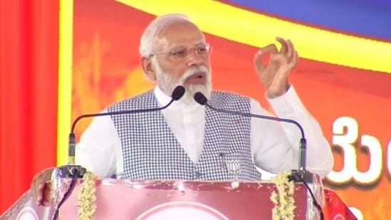 PM Modi: “నేను పామునే.. కానీ”: ఖర్గే వ్యాఖ్యలకు ప్రధాని మోదీ దీటైన స్పందన (Photo: Twitter/BJP)