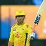 <p>Best Finishers In IPL: ఐపీఎల్లో చేజింగ్ చేసినప్పుడు డెత్ ఓవర్లలో అత్యధిక పరుగుల రికార్డు మిస్టర్ కూల్ ధోనీ పేరిటే ఉంది. అతడు 16 నుంచి 20 ఓవర్ల మధ్య 2014 సీజన్ లో 172 పరుగులు చేశాడు. అతని స్ట్రైక్ రేట్ 170.3గా ఉంది. ఇప్పటికీ ఐపీఎల్లో ఇదే రికార్డు.</p>