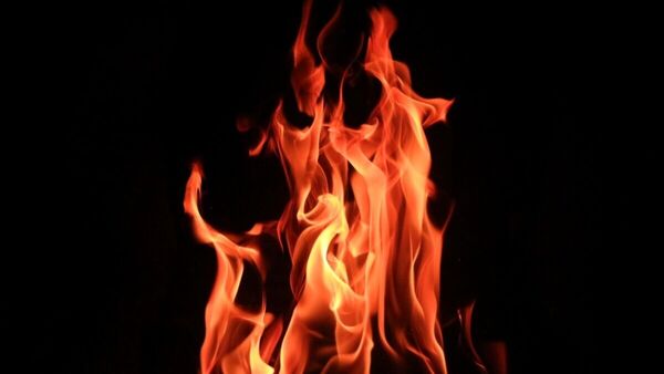 Khammam Crime : ఖమ్మం జిల్లాలో దారుణ ఘటన, భార్యపై పెట్రోల్ పోసి నిప్పుపెట్టిన కిరాతక భర్త!