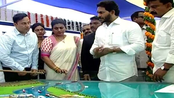 Machilipatnam Port: మచిలీపట్నం పోర్టుకు శంకుస్థాపన చేసిన సిఎం జగన్మోహన్ రెడ్డి