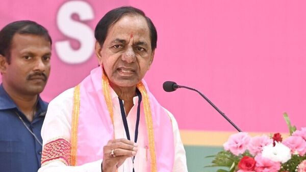 CM KCR : పోడు భూములకు రైతుబంధు... ఈ సీజ‌న్ నుంచే అందించాలన్న సీఎం కేసీఆర్