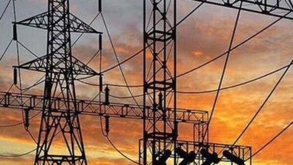 AP Electricity Charges: ఏపీలో విద్యుత్ ఛార్జీల బాదుడు.. యూనిట్‌కు 40పైసల భారం