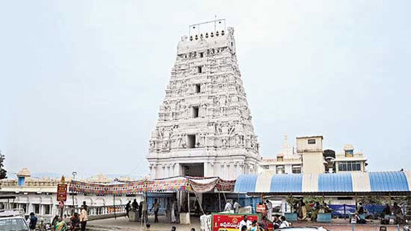 Annavaram : అన్నవరం కొండపై ప్లాస్టిక్‌ బ్యాన్ - ఇవాళ్టి నుంచే అమలు