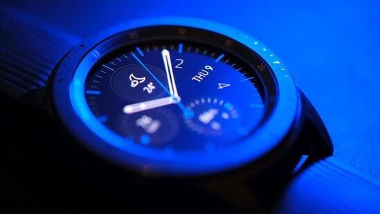 Samsung Galaxy Watch 6 - మరింత అడ్వాన్స్ డ్ ఫీచర్స్ తో గెలాక్సీ వాచ్ 6 ను లాంచ్ చేయనున్నారు. ఇందులో కర్వ్ డ్ గ్లాస్ ఉంటుంది. షుగర్ లెవెల్స్ ను చెక్ చేసుకునే సదుపాయం కూడా ఉంది.