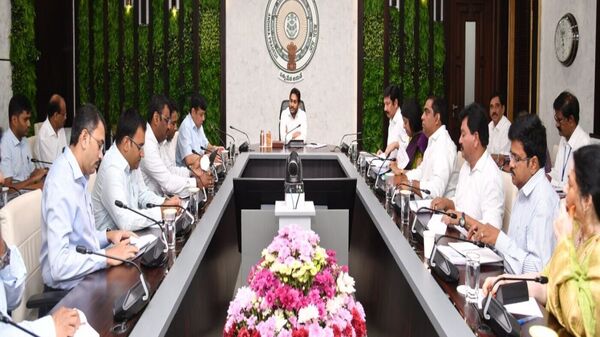 CM Jagan : పేదలకు ఇళ్లు రాకూడదన్నదే వారి ఆలోచన, నిత్యం అడ్డంకులు సృష్టిస్తున్నారు- సీఎం జగన్