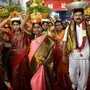 <p>తెలంగాణ రాష్ట్రం ఏర్పడిన తర్వాతే బోనాల ఉత్సవాలు ఘనంగా జరుగుతున్నాయని మంత్రి మంత్రి తలసాని శ్రీనివాస్ యాదవ్ అన్నారు. మన సంస్కృతికి ప్రతీక బోనాల ఉత్సవాలు అని అన్నారు. బోనాల సందర్భంగా వచ్చే లక్షలాది మంది భక్తులు ఎలాంటి అసౌకర్యానికి గురికాకుండా అన్ని ఏర్పాట్లు చేయడం జరిగిందన్నారు.</p>