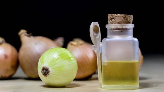 DIY Onion Shampoo