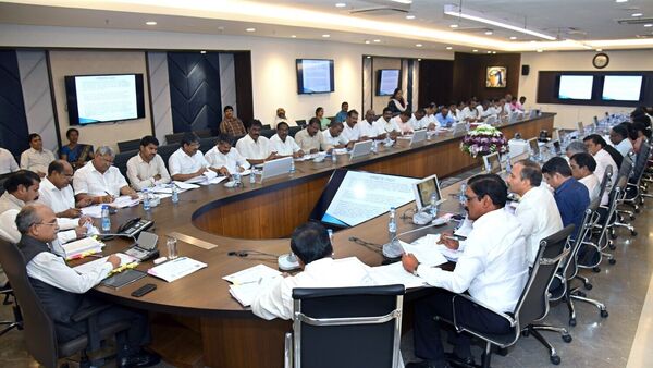 IAS Raayabaram: ఉద్యోగులతో ఐఏఎస్‌ రాయబారాలు.. వికటించిన ప్రయత్నాలు