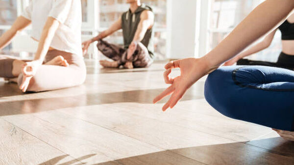 Telangana Intermediate : ఇకపై ఇంటర్‌లో ధ్యానం, యోగా తప్పనిసరి - కాలేజీలకు ఆదేశాలు!