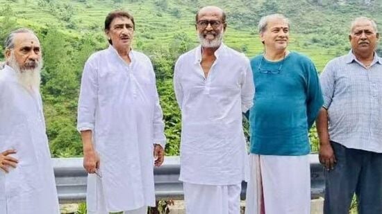 Rajnikanth In Himalayas: సినిమాల సక్సెస్, తాను సాధించిన స్టార్‌డమ్ తో లభించని సంతృప్తి, సంతోషం హిమాలయాలకు వెళ్తే లభిస్తుందని రజనీకాంత్ తరచూ చెబుతుంటాడు.