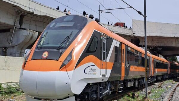 Vande Bharat Express : ఏపీలో మరో వందే భారత్ రైలు, విశాఖ-తిరుపతి మధ్య నడిపే ఛాన్స్!